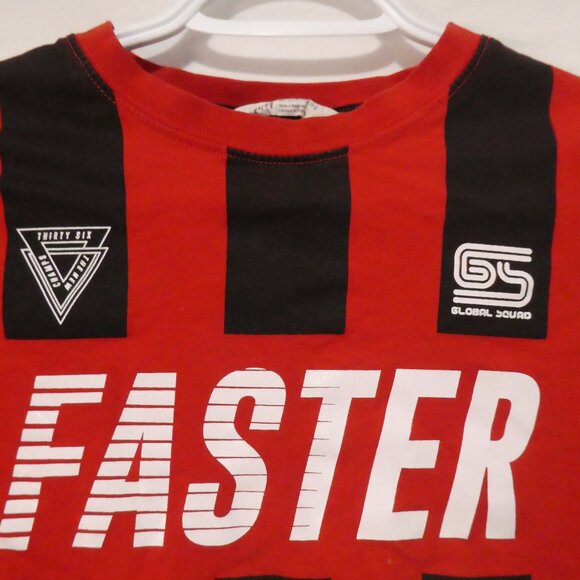 H&M | size 10-12 years | Red and Black Graphic T-Shirt - Picture 4 of 13